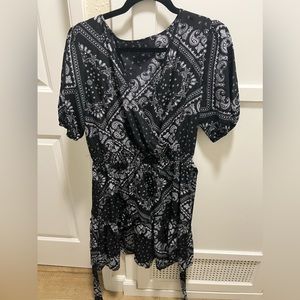 Amazon Dress Size L